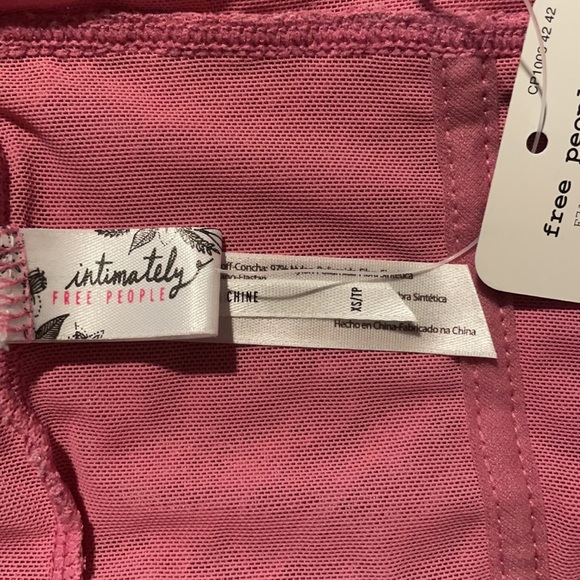 Free People-Intimately Bralette. NWT Sz. XS. Berry - Picture 6 of 7